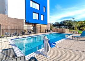 Hampton Inn & Suites Sherman 4