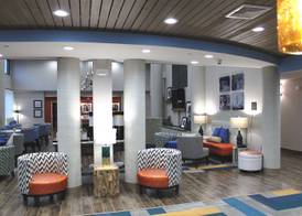 Hampton Inn Forsyth 4