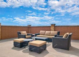 DoubleTree by Hilton Davenport 2