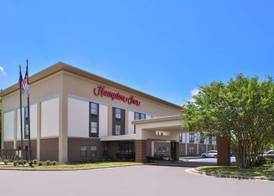 Hampton Inn Greensboro-East 2