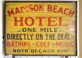 Madison Beach Hotel, Curio Collection by Hilton 4