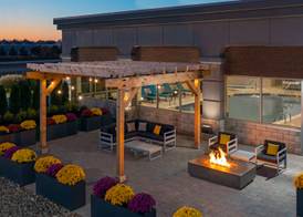 Hampton Inn & Suites Cleveland-Beachwood 4