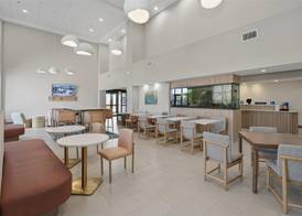 Hampton Inn & Suites Pharr 3