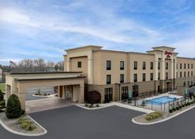 Hampton Inn Crossville 2