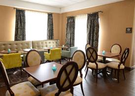 Hampton Inn Americus 3