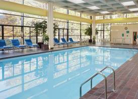 DoubleTree by Hilton Kansas City - Overland Park 3