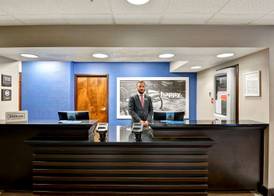 Hampton Inn State College 4