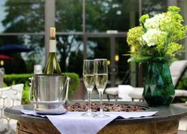 DoubleTree by Hilton Boston - Milford 3