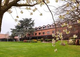 Mercure Hull Grange Park Hotel 2