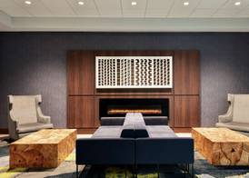 Embassy Suites by Hilton Indianapolis Downtown 4
