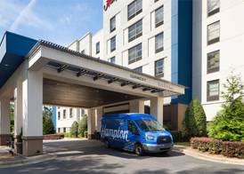 Hampton Inn & Suites Concord Charlotte 5