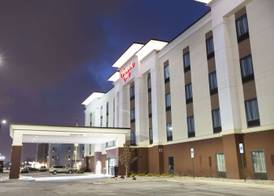 Hampton Inn Toledo Oregon 3