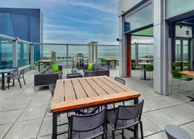 Hilton Garden Inn Chicago McCormick Place 2