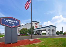 Hampton Inn Clarion 2