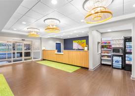 Spark by Hilton Dothan 4