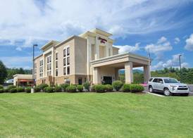 Hampton Inn Covington VA 3
