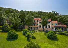 Century Resort 4