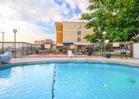 Hampton Inn St. Louis - Westport 4