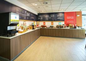 Hampton Inn Clarks Summit 5