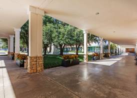Hilton Waco 5