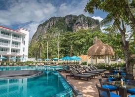 Centara Grand Beach Resort Phuket 4