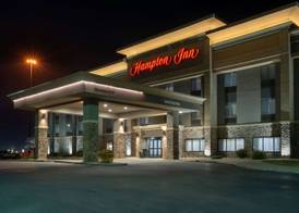 Hampton Inn Mitchell 3