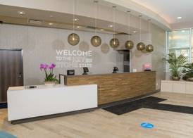 Hampton Inn & Suites Erie Bayfront 5