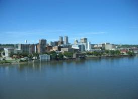 Embassy Suites by Hilton E Peoria Riverfront Conf Center 2