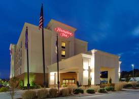 Hampton Inn Emporia 4