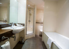 Crowne Plaza LONDON - EALING by IHG 4
