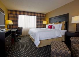Crowne Plaza INDIANAPOLIS-AIRPORT by IHG 4
