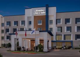 Hampton Inn & Suites Waxahachie 2