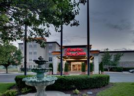 Hampton Inn & Suites Chicago/Aurora 5