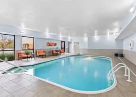Hampton Inn Akron-Fairlawn 5