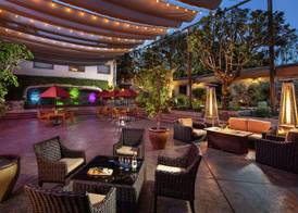 DoubleTree by Hilton Claremont 2