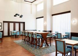 Hampton Inn & Suites Ridgecrest 3