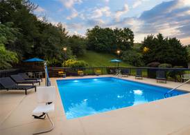 Hampton Inn Staunton 5