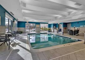 Hampton Inn Buffalo - Amherst 5