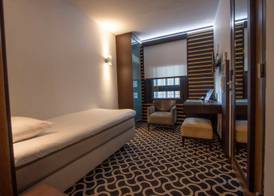 Golden Tulip West Ende 5