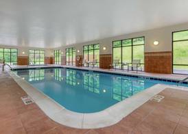 Hampton Inn Meadville 5
