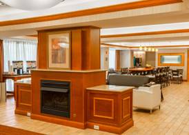 Hampton Inn Goshen 4