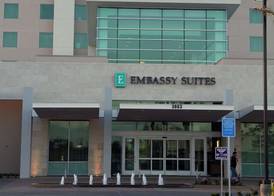 Embassy Suites by Hilton Ontario Airport 4
