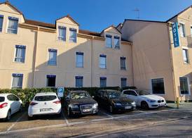 Kyriad Direct Arpajon 2