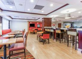 Hampton Inn Groton 3
