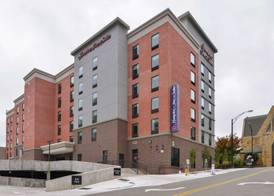 Hampton Inn & Suites Winston-Salem Downtown 2