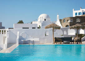 Mykonos Lolita, a Resort to Live 3
