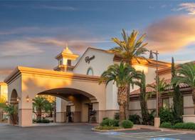 DoubleTree by Hilton Phoenix - Gilbert 5