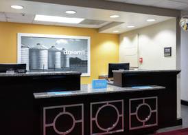 Hampton Inn Houma 4