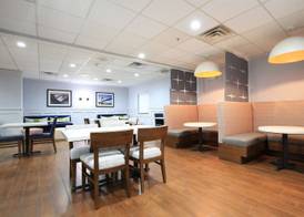 Hampton Inn Bordentown 4