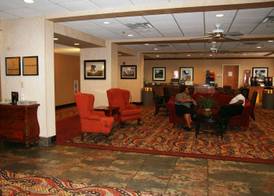 Hampton Inn Canton 3